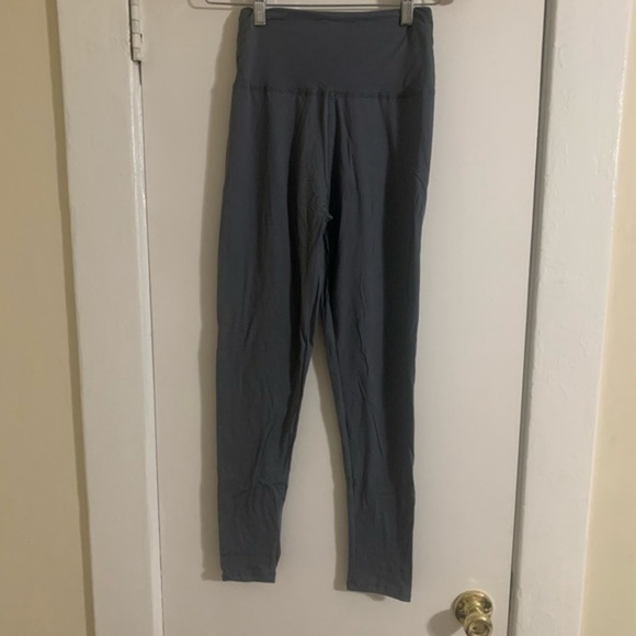Grey Stretch high waist Leggings NEW ONE Size - Picture 1 of 7